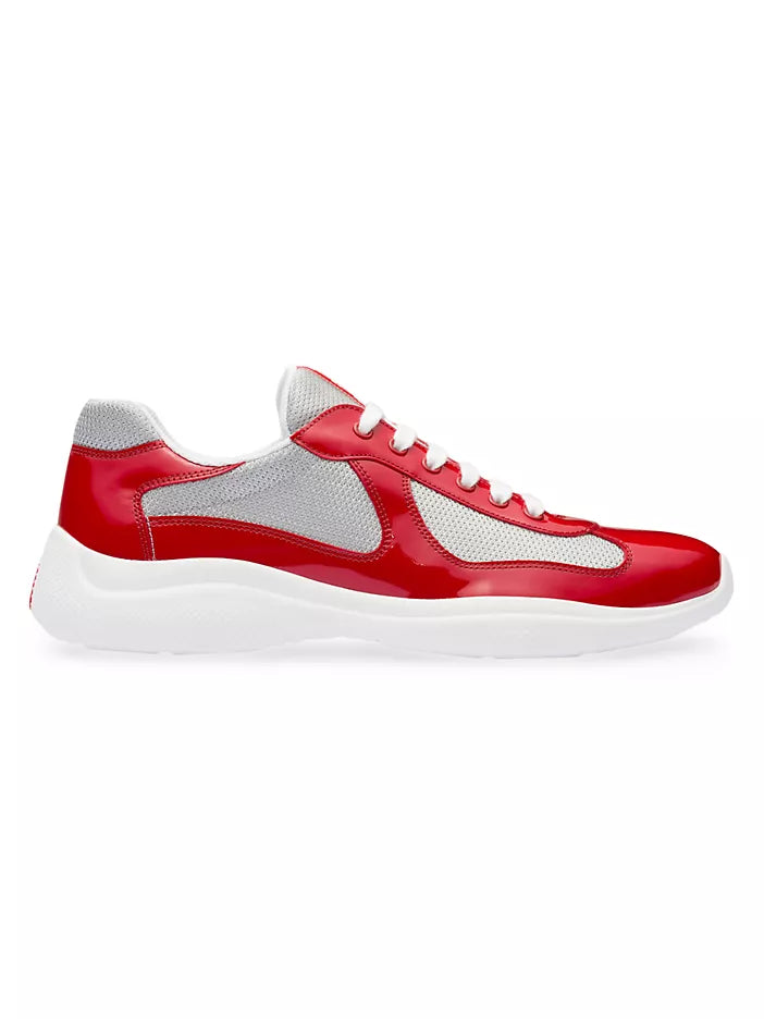 Prada  Zapatillas de deporte de charol de la