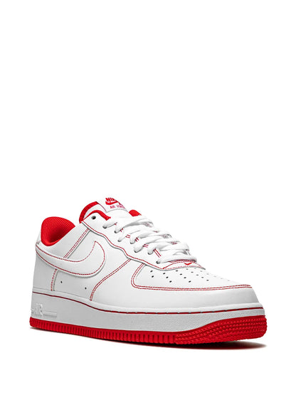 Nike Zapatillas Air Force 1 Low '07 "Contrast Stitch - Blanco/Rojo universitario"
